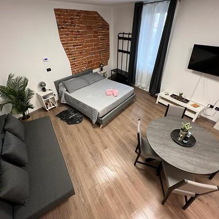 Regis B&B Appartamenti Centro Storico Chivasso Eksteriør bilde