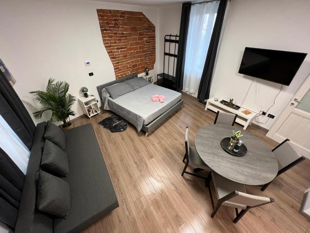 Regis B&B Appartamenti Centro Storico Chivasso Eksteriør bilde